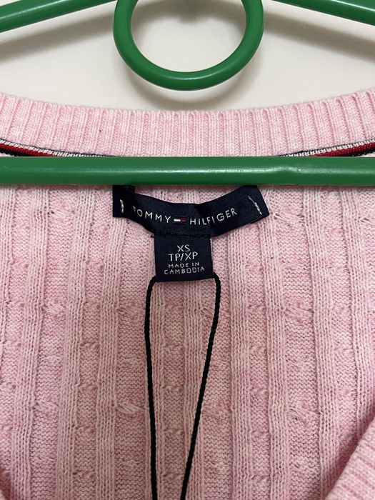 Pulover V neck pentru femei XS roz deschis slim fit  Tommy Hilfiger