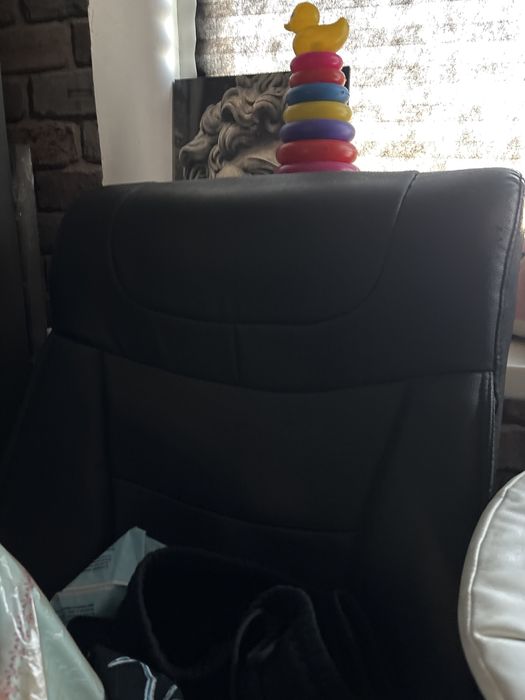 офисное кресло