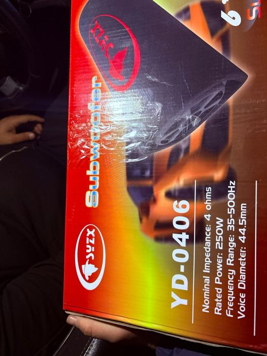 Продам колонки с буфером новый