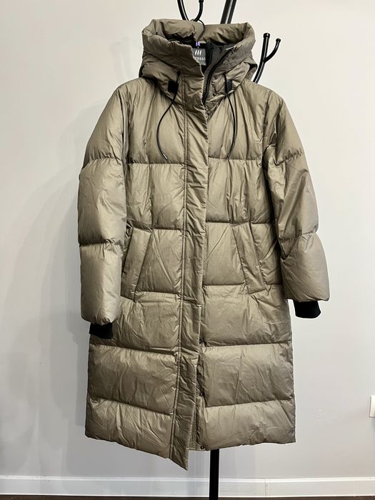 Женский пуховик