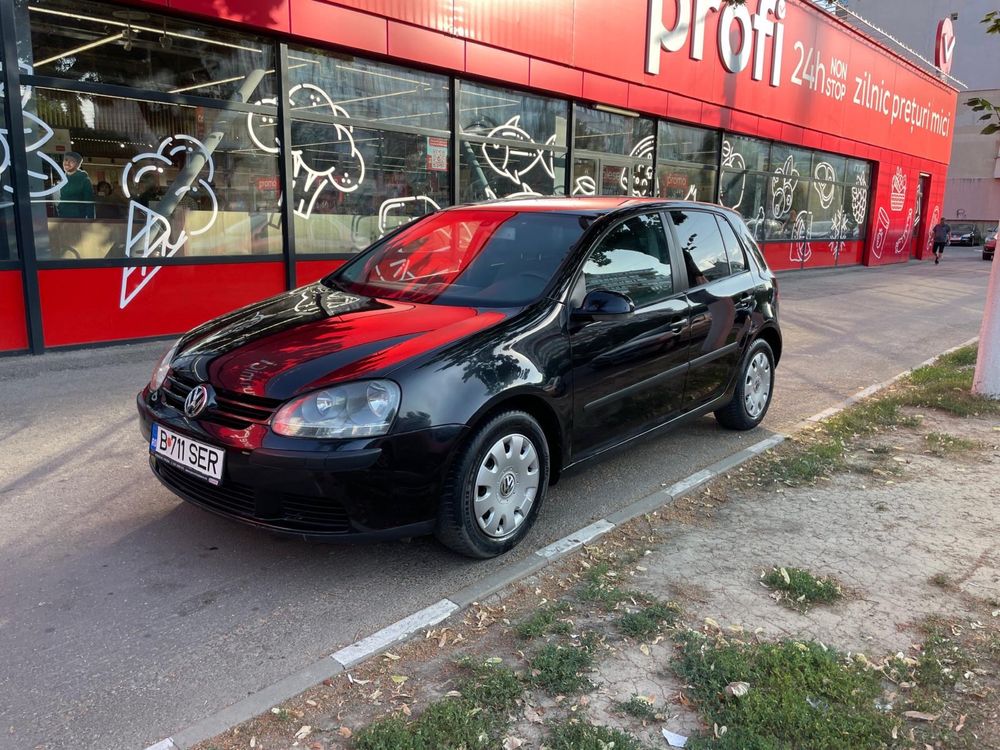 VW Golf 5 1.6 benzina