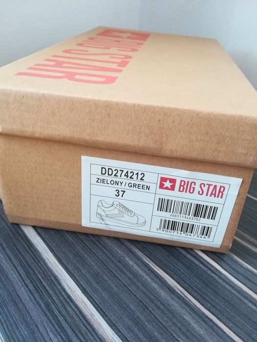 Сникърси, номер 37