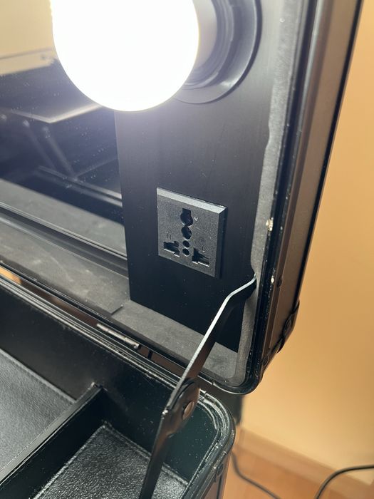 Голям куфар за грим и козметика Luvodi