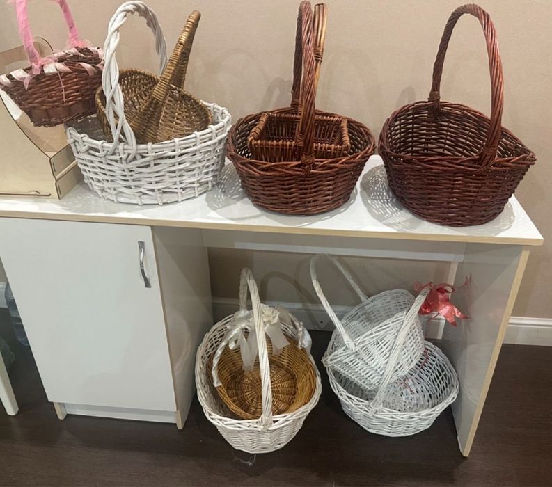 Корзины плетеные новые
