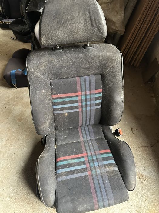 Recaro салон за Голф 3