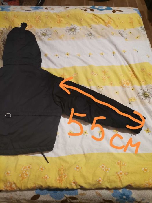 Късо зимно черно яке