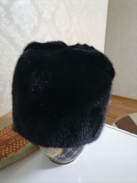 Продам дешего новую норковую шапку!