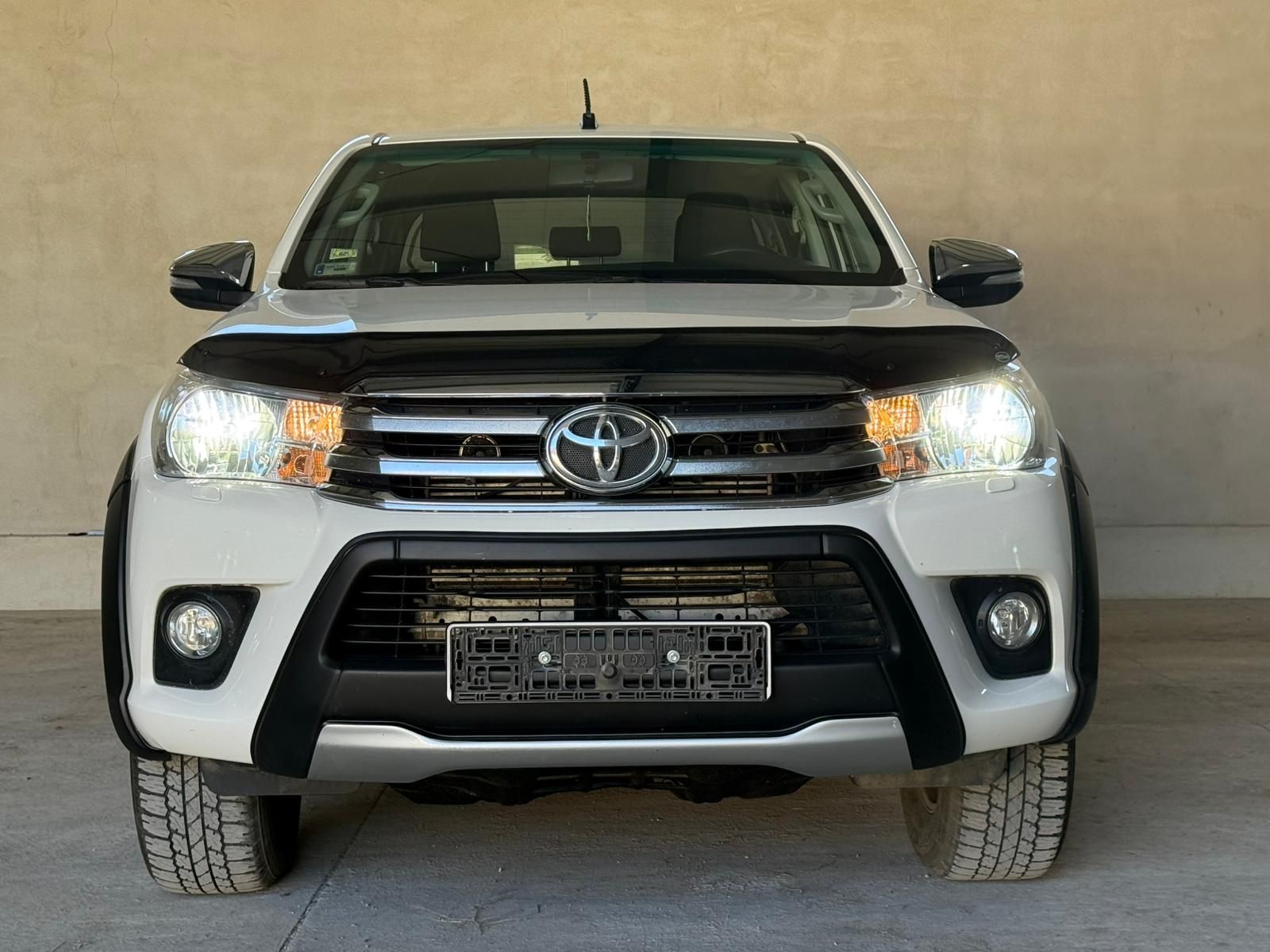 Toyota Hilux 2017 [L200, Navara, Ranger,Dmax]