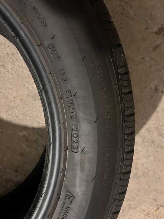 Гума 255/55R18 105H