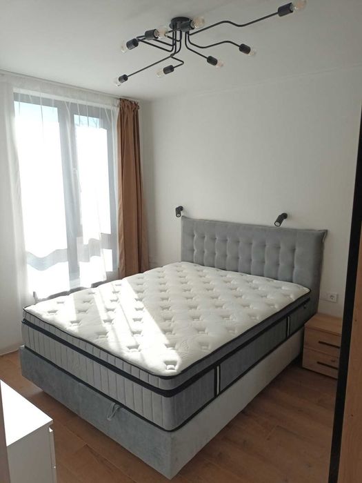 Дава се под наем Четиристаен апартамент в София, Изгрев - 140 кв.м за 1600 € - Снимка #1