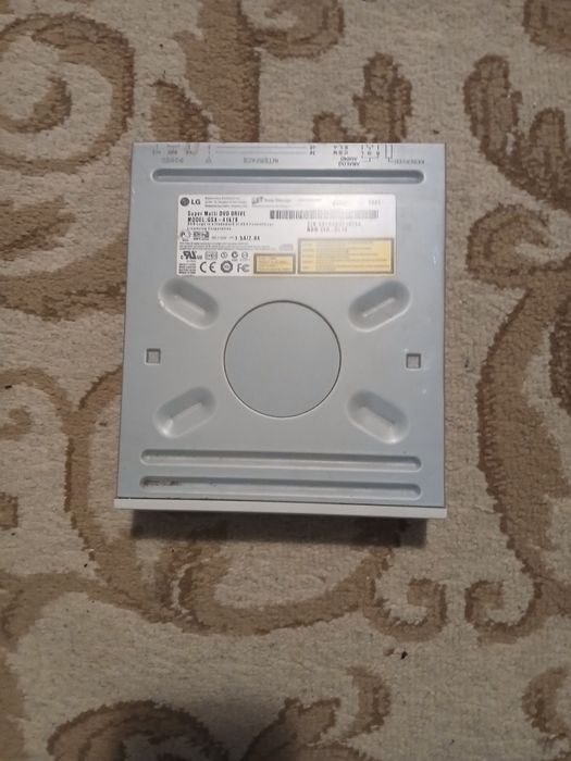 DVD drive LG se vinde urgent!