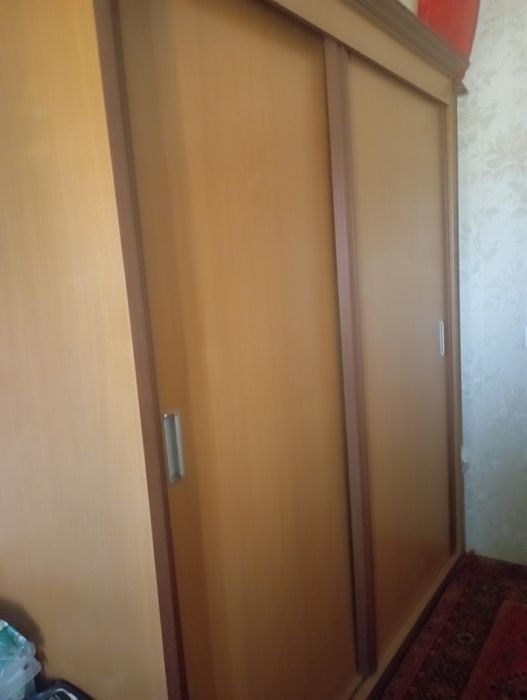 Продаю кровать и шкаф
