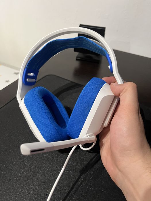 Căști Logitech – Perfect Funcționale (Fără Mufa Jack)