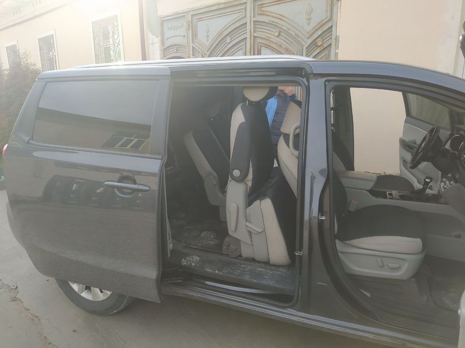 KIA karneval Ayraportdan kutib olish.Viloyatlar boycha sayohat