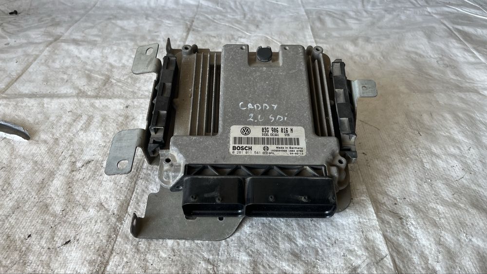 Компютър двигател VW Caddy 2.0 SDi