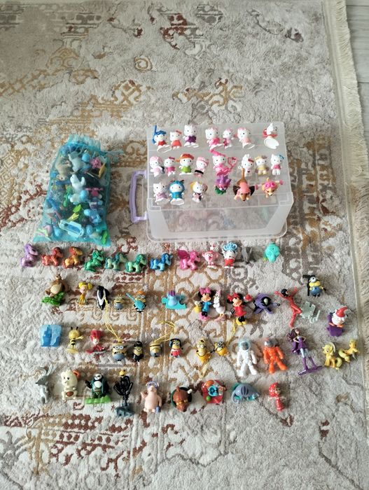 Продам игрушки из киндера