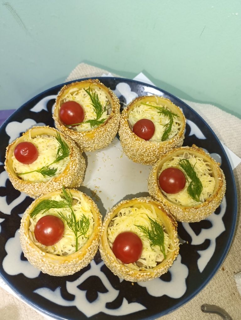 Выпекаю на заказ вкусную выпечку