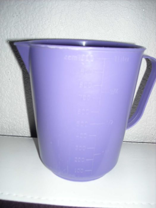 Домакински лилав комплект