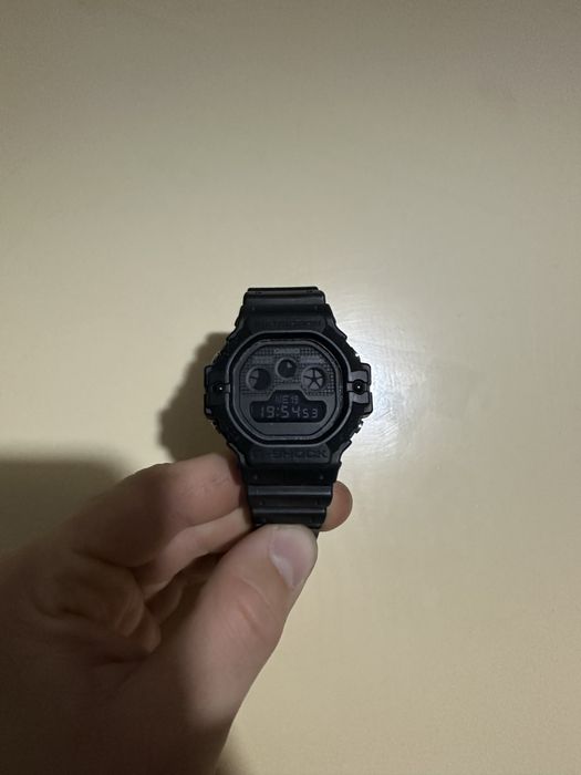 Casio G-Shock DW-5900BB-1E