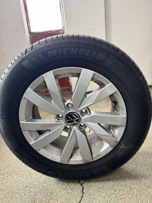 Anvelope Michelin Vara 215 60 R16