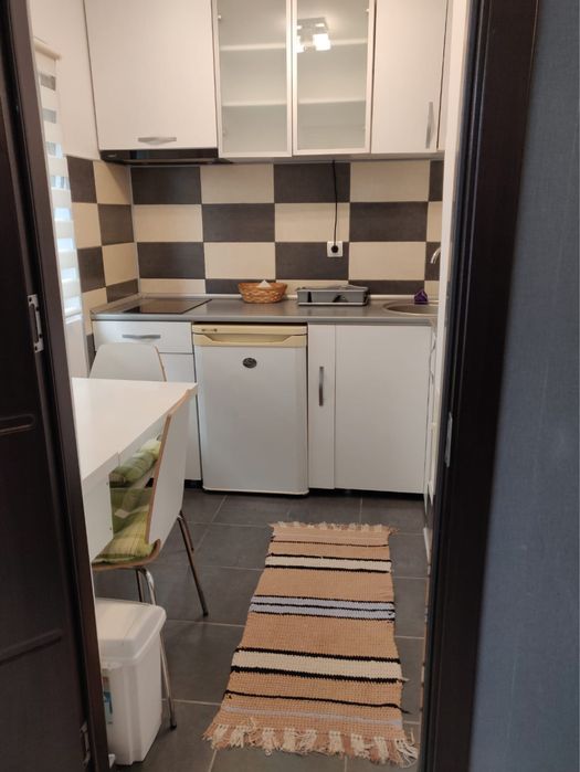 Garsoniera de inchiriat!