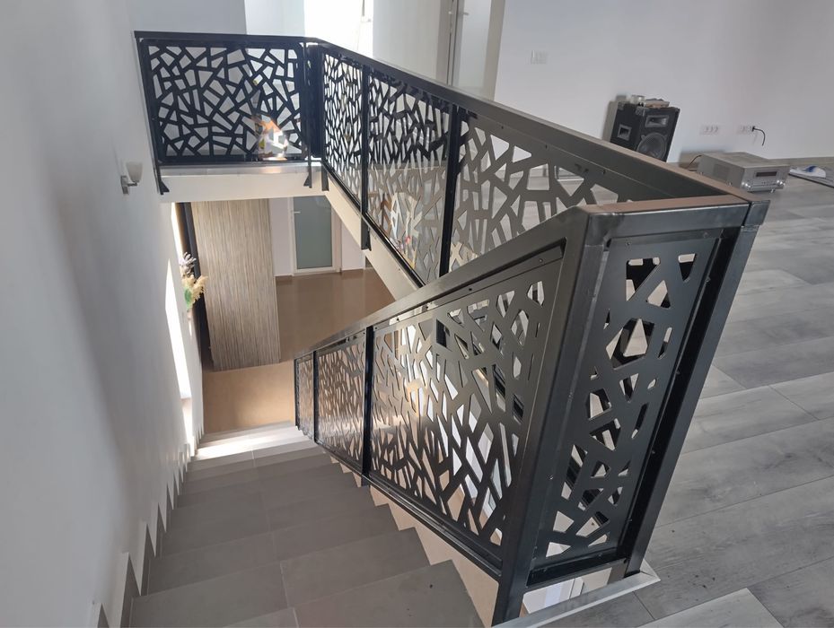 Balustrade Personalizate Din Bond-Aluminiu Design Modern Prelucrat CNC