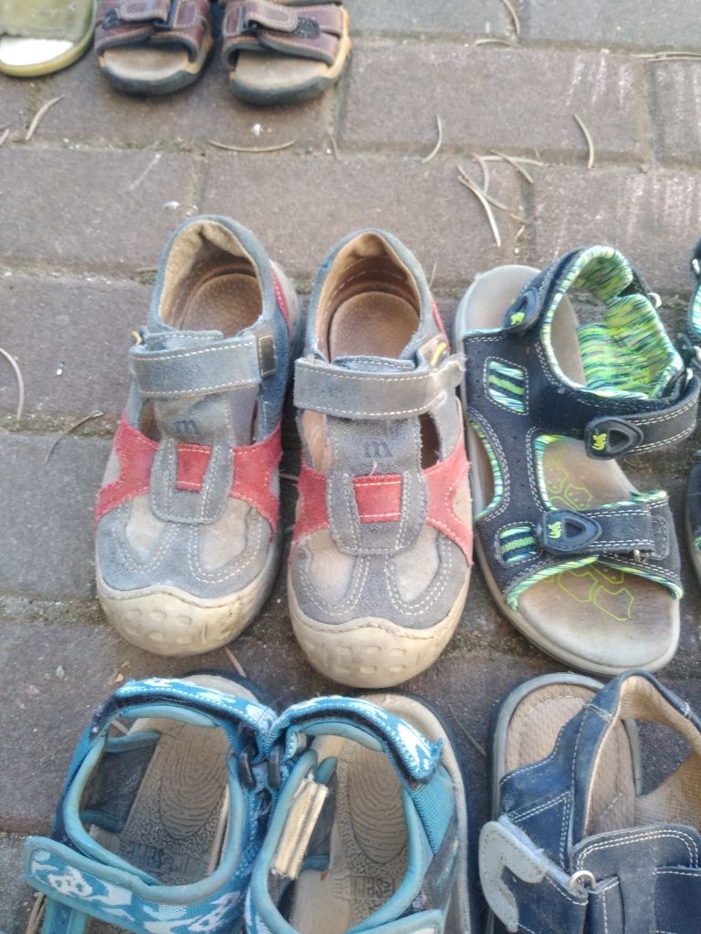 Vând sandale copii mărimea 28,29,31,33