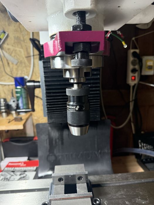 Masina de frezat Optimum MB4