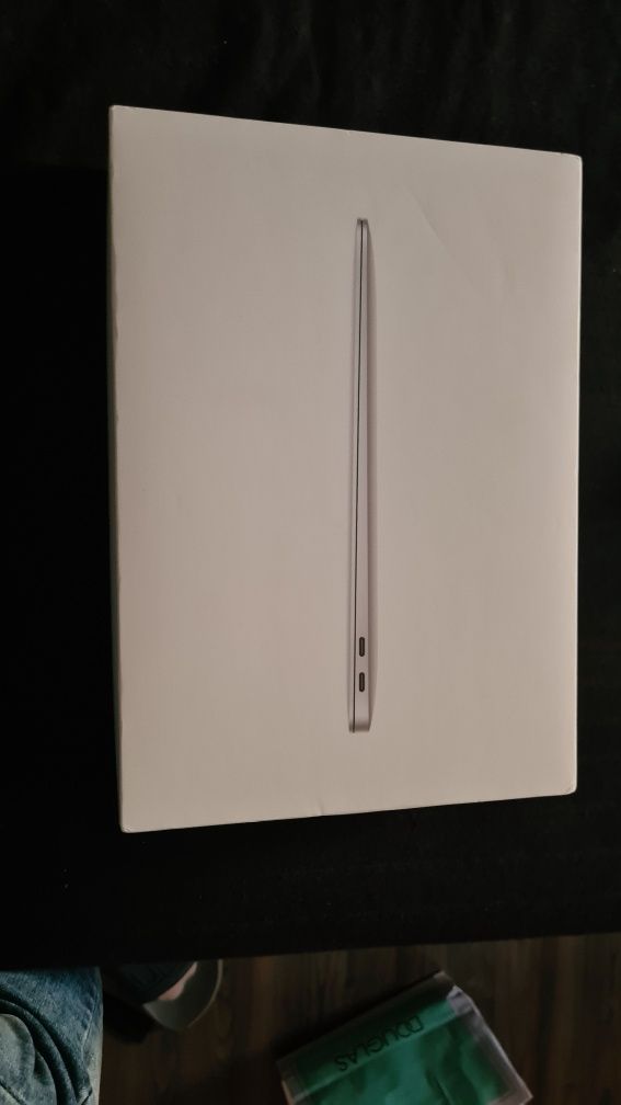 cutie originala macbook air m1 8gb 512gb completa