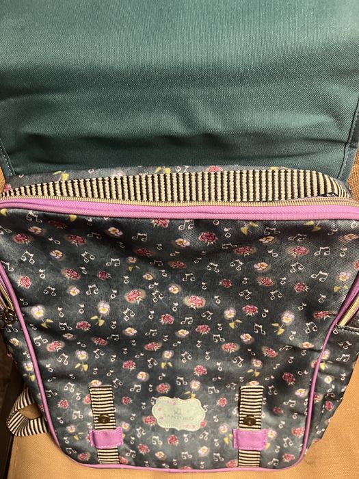 Очарователна и стилна раница на фирмата Santoro Gorjuss нова с етикет