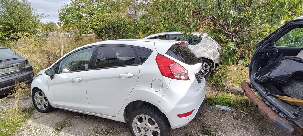 Ford fiesta 1.2 44kw 60кс FACELIFT 44000км STJB за части