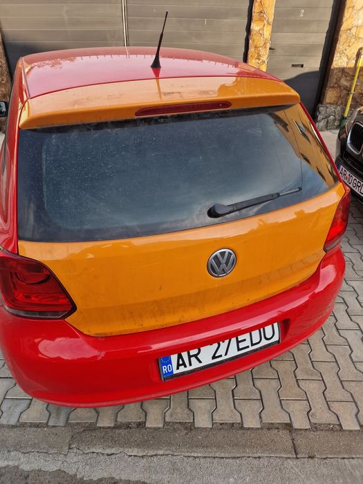 Polo  1.2  benzina 2010  111000 km