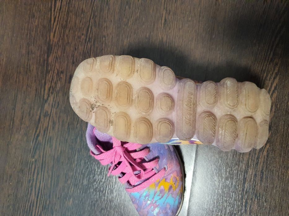 Adidași Skechers mărimea 34