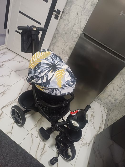 Продаётся оригинальный велоколяска Skillmax