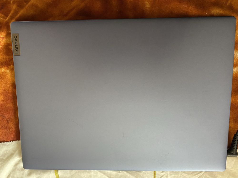 Laptop Lenovo Ideapad Slim