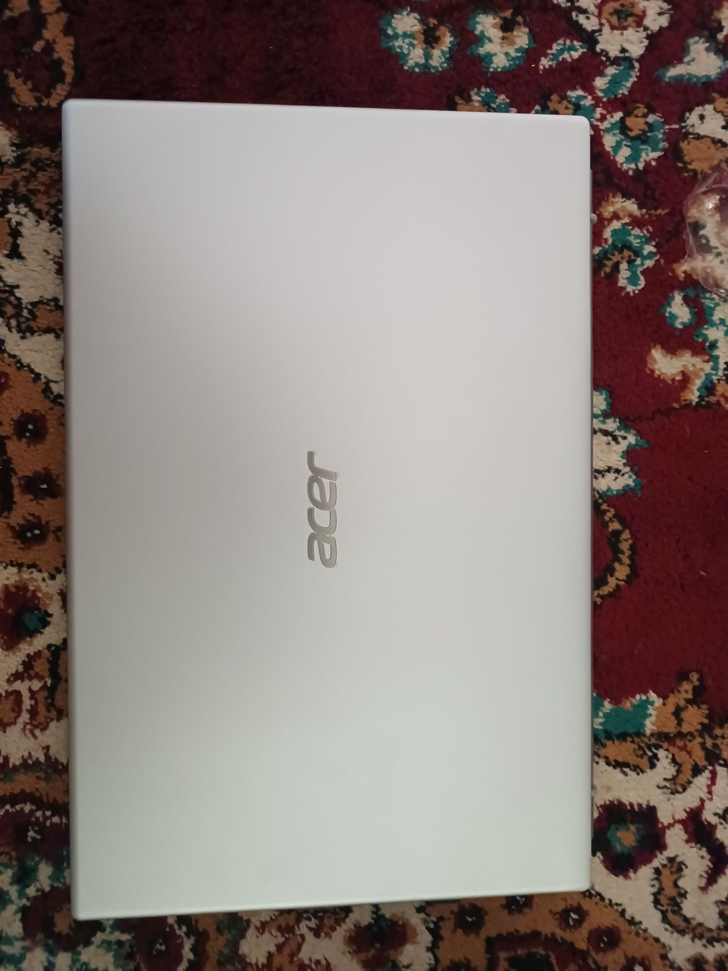 Noutbuk Acer cor i 5 sotiladi srochna