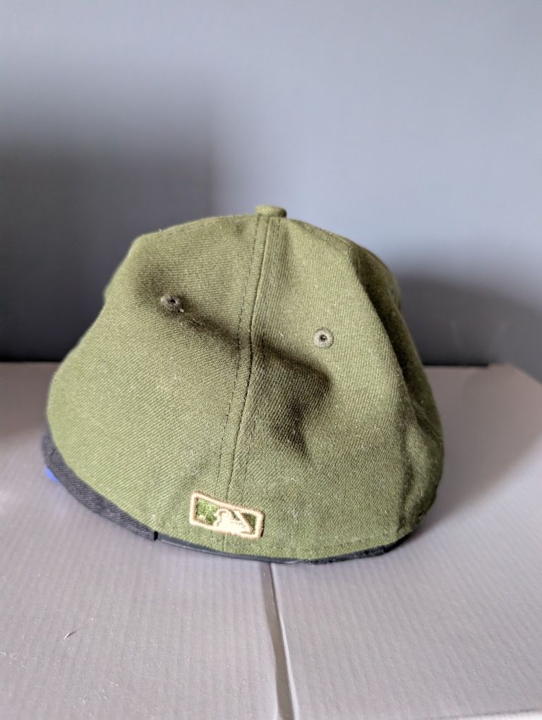 Шапка с козирка New Era