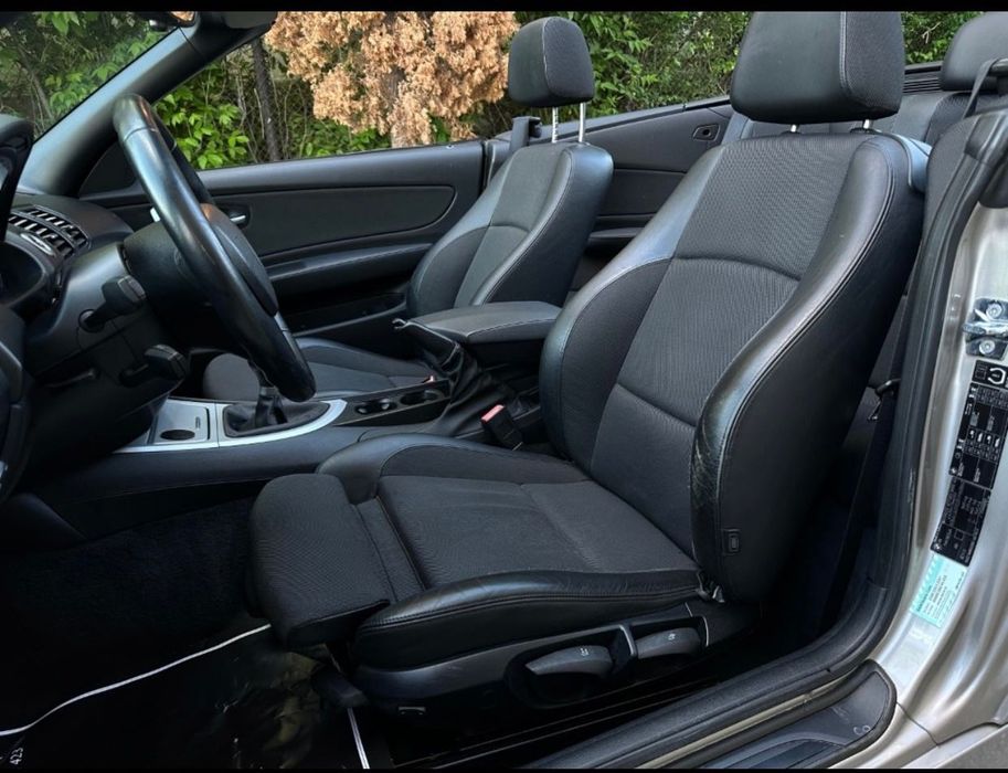 BMW Seria 1  120i Cabrio E88