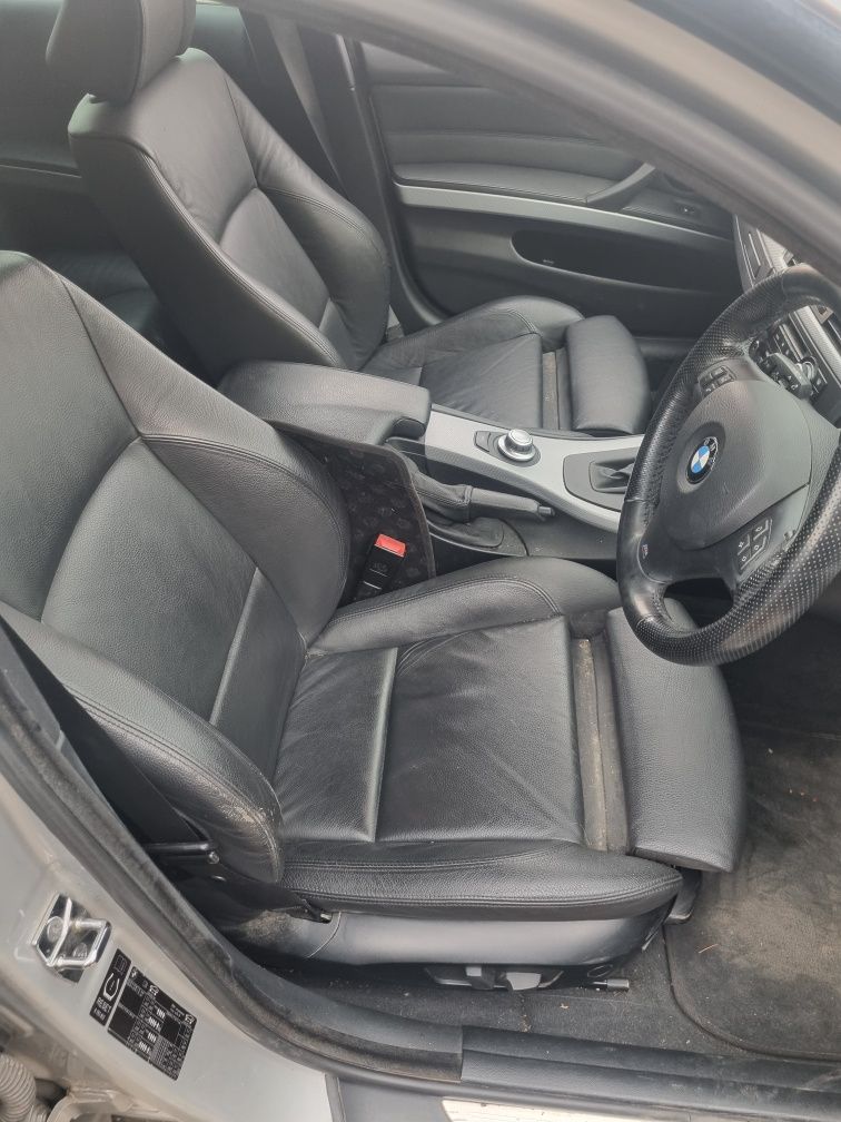 Продавам бмв е91 М-пакет на части 320д 177кс автомат