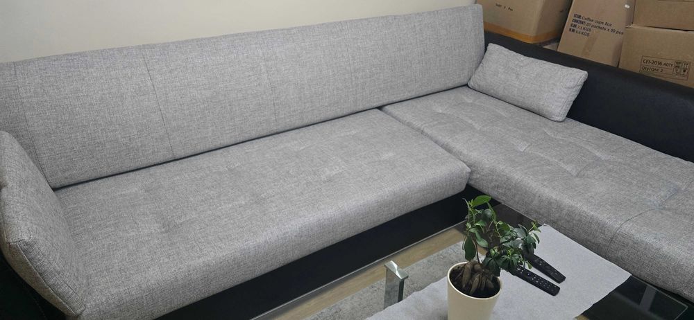 Диван с десен ъгъл