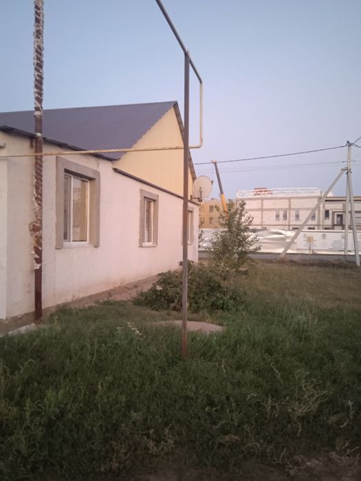 Сарыарқа шағын ауданынан яғниДеркул ПДП-2 ден үлкен 4бөлмелі үй сатыла