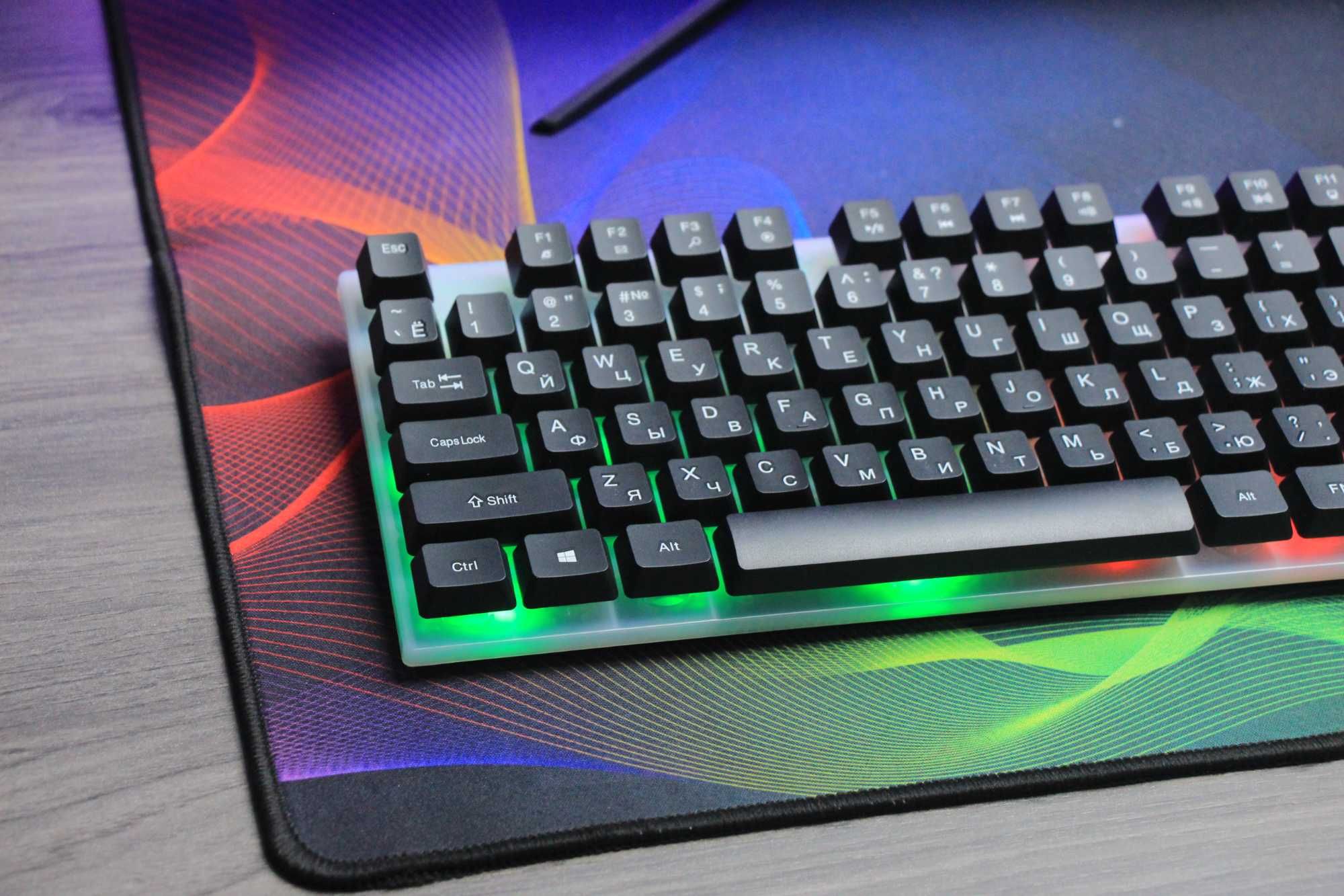 Online o'yinlar uchun budjetniy kompyuter