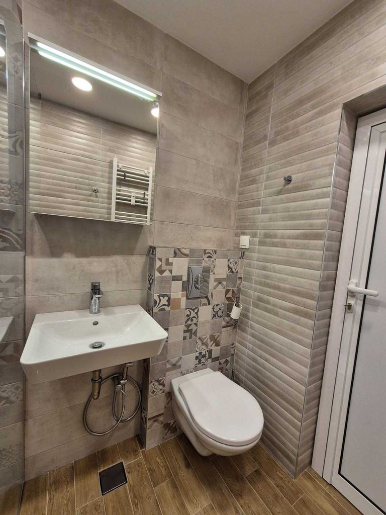 Дава се под наем Тристаен апартамент в София, Хиподрума - 77 кв.м за 780 € - Снимка #5