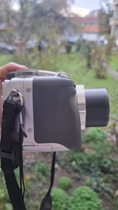 Компактен дигитален фотоапарат SONY DSC-H2