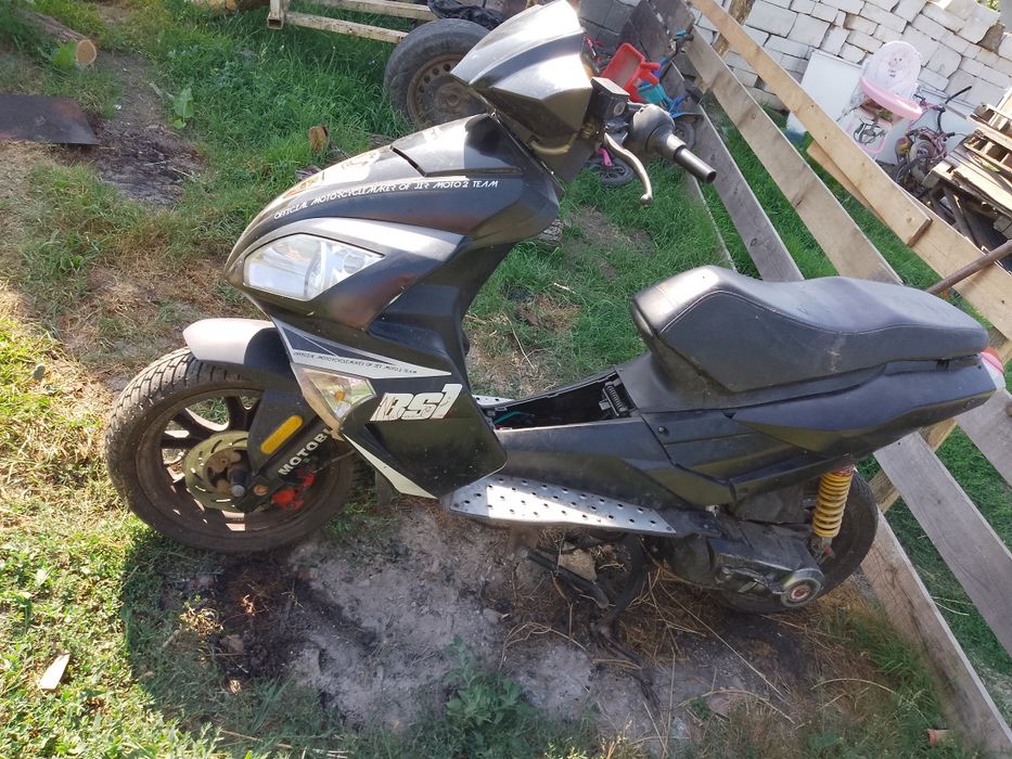 Vând scuter 125cc