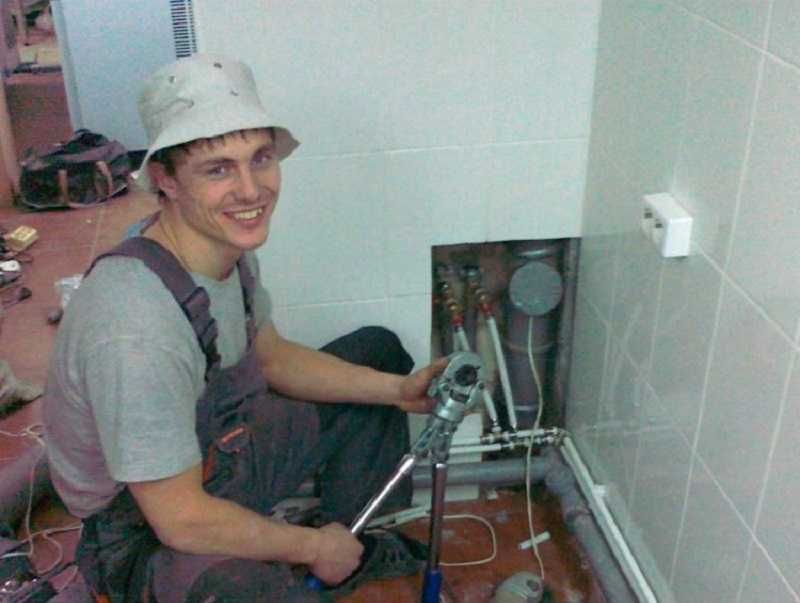 Сантехник все виды сантехнических работ \ Услуги сантехника на выезд