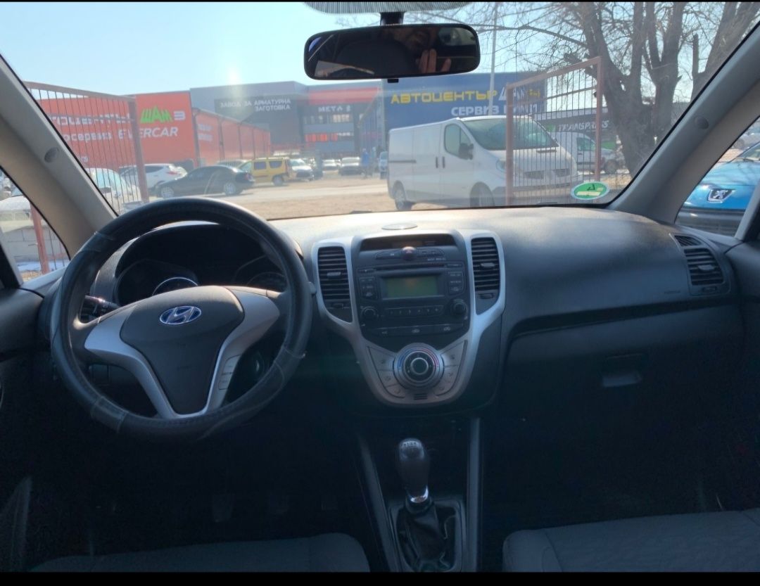 Продавам  Хюндай  ix20
