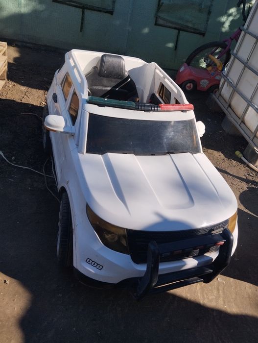 Mașinuță electrică