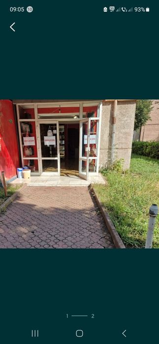 Vand spatiu comercial in Hunedoara