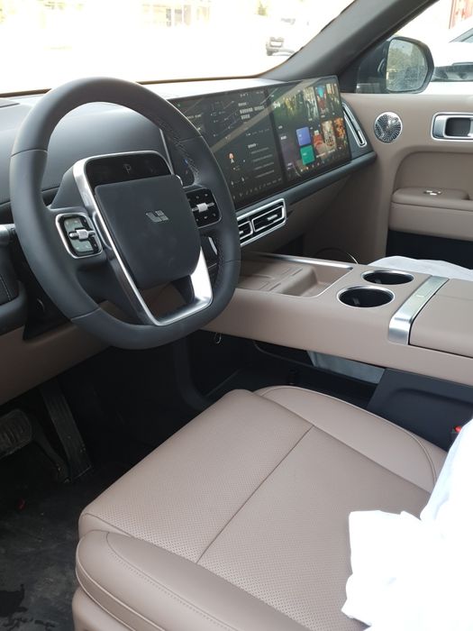 Lixiang L9 Ultra. 2025. Restyling